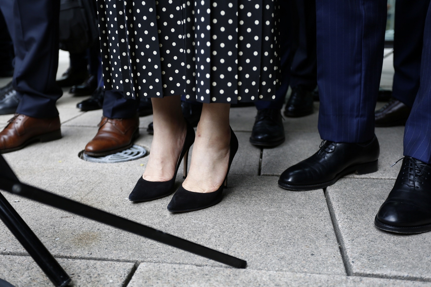 Ba Manh Van Chau lan dau duoc thao may theo doi o chan sau 3 nam hinh anh