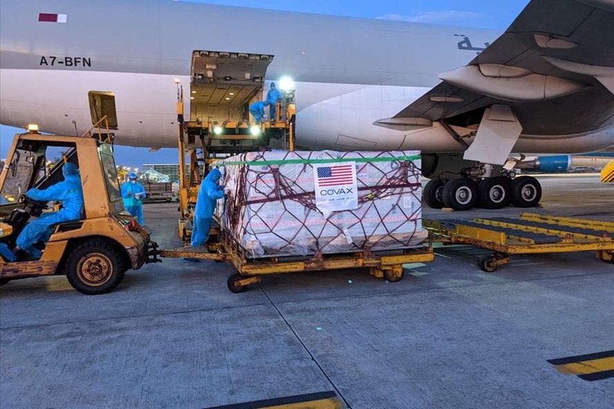 Them 1,3 trieu lieu vaccine Pfizer do My vien tro ve den Viet Nam hinh anh