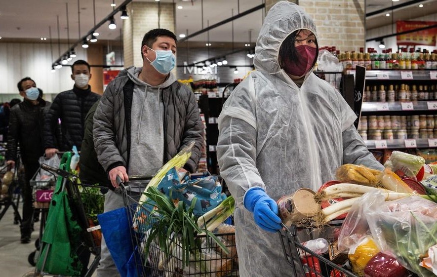 Trung Quoc khuyen cao nguoi dan tich tru do an hinh anh