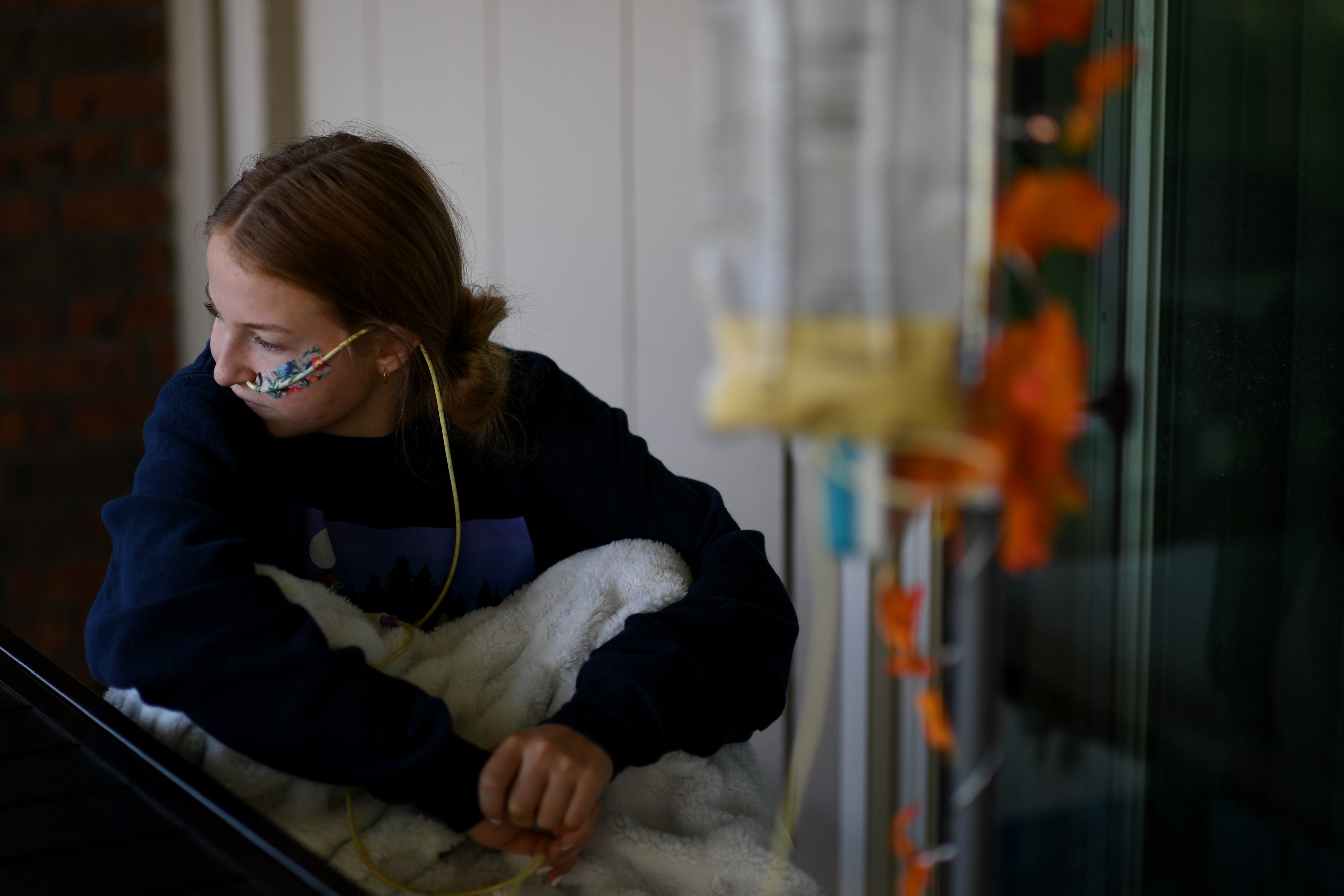 trieu chung keo dai hau covid-19 anh 3