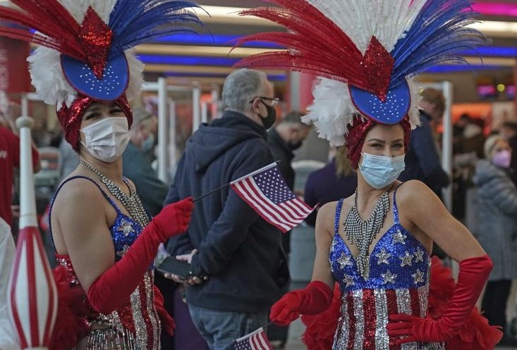 Nhung hinh anh dau tien trong ngay buoc ngoat cua dai dich o My hinh anh