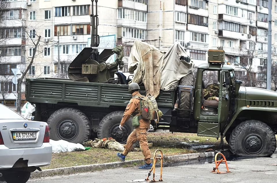 Nga tan cong Ukraine anh 8