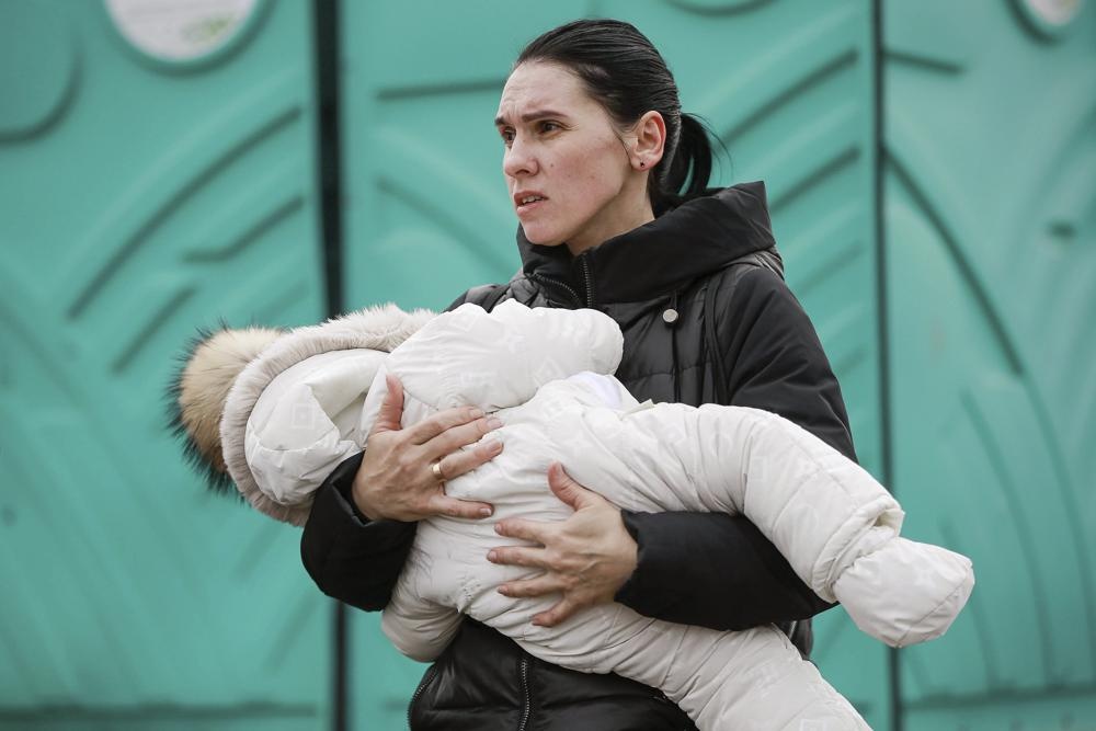 Nga tan cong Ukraine anh 1