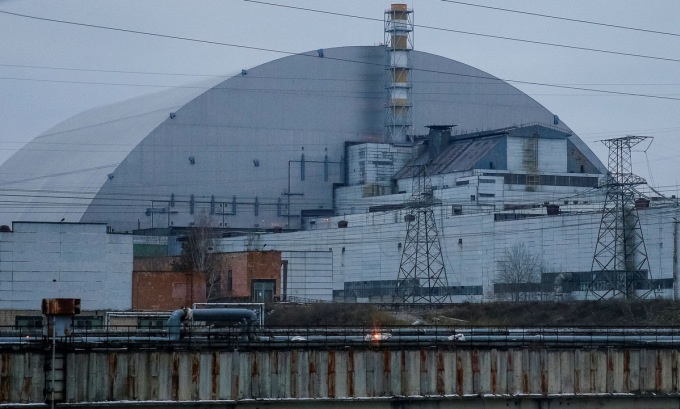 Nga dua Ve binh Quoc gia canh giu hai nha may dien hat nhan Ukraine hinh anh