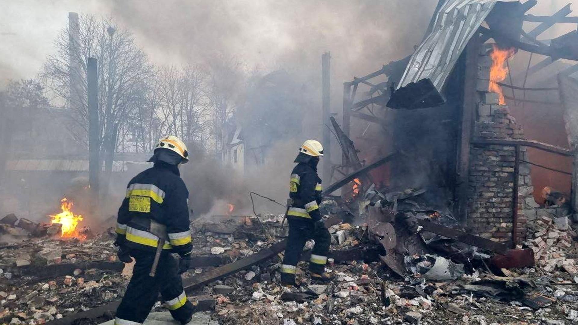 Ukraine noi may bay Nga no sung ve phia Belarus hinh anh