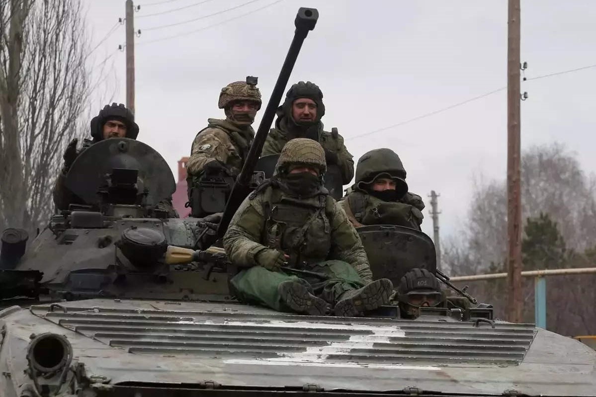 Nga se ngung ban o Mariupol neu linh Ukraine dau hang hinh anh