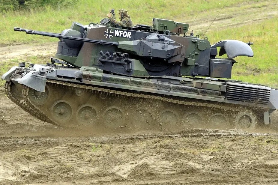 Vi sao Duc dot ngot cung cap vu khi hang nang cho Ukraine? hinh anh