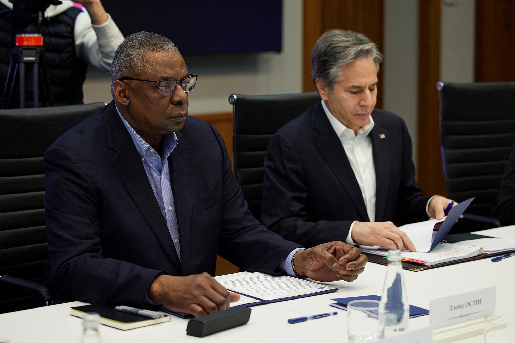 Ong Austin van giu quyen phoi hop phong vu khi hat nhan khi den Kyiv hinh anh