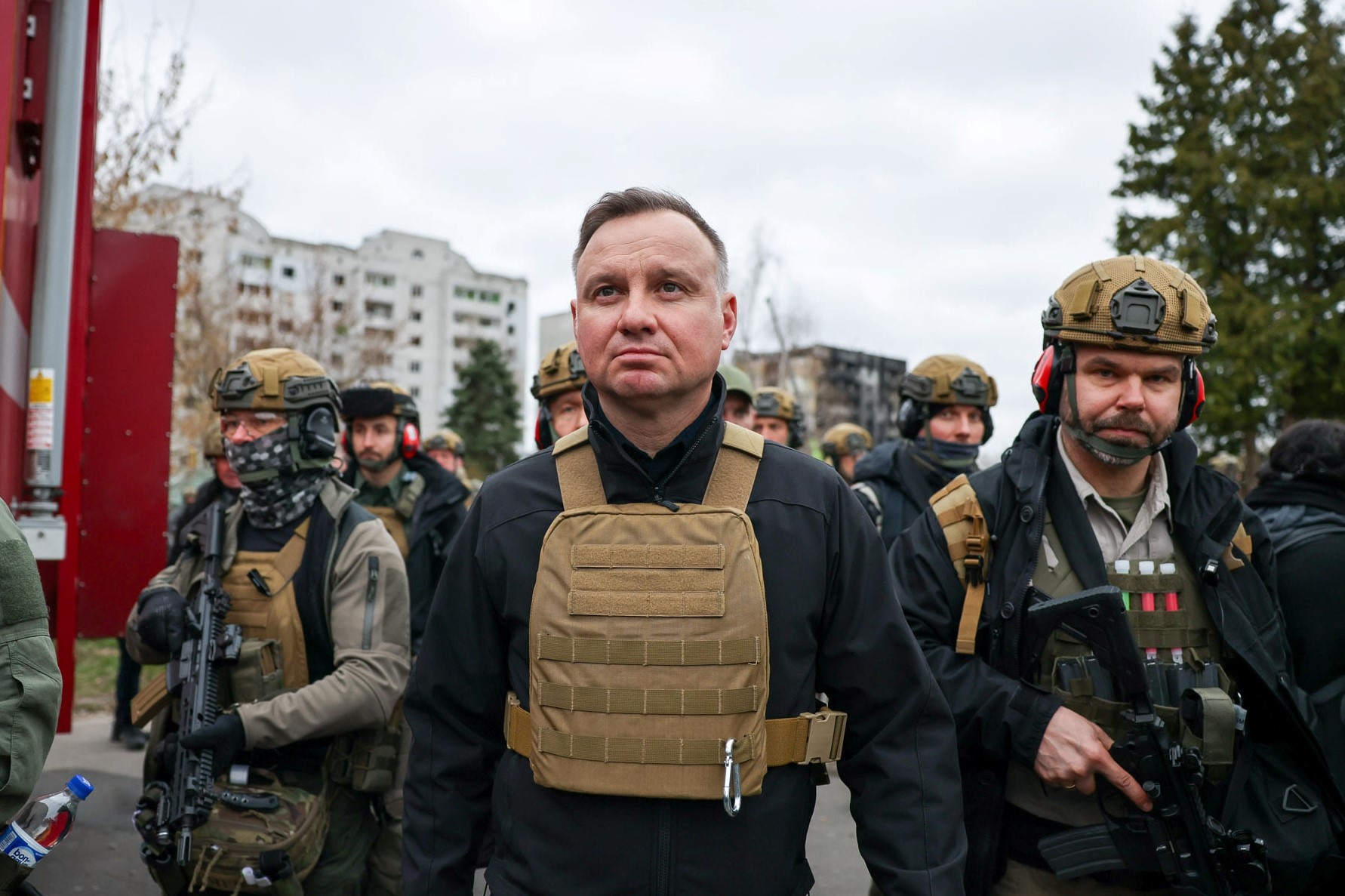 Ba Lan de nghi My chia se vu khi hat nhan hinh anh