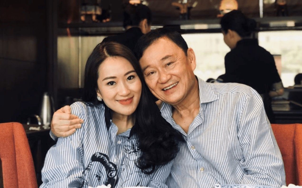 Con gai ong Thaksin dat ky tich trong cuoc tham do tai Thai Lan hinh anh