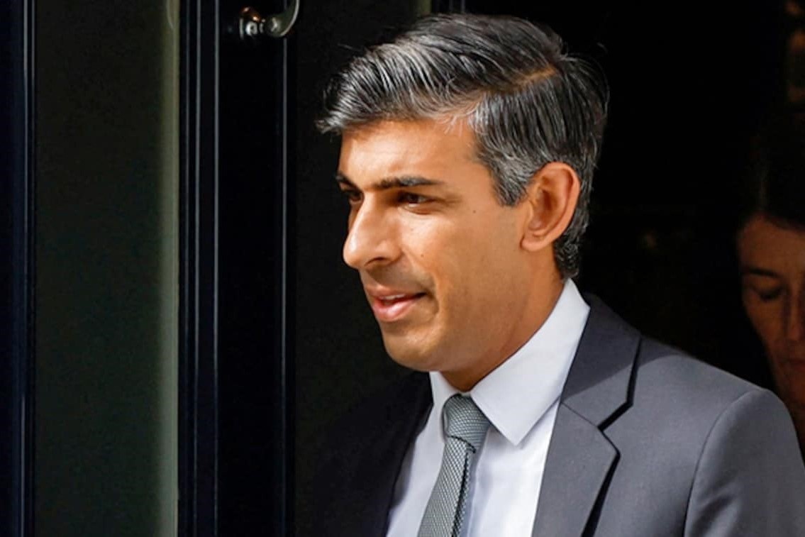 Hai bai tuong chay dua ke nhiem Thu tuong Truss hinh anh