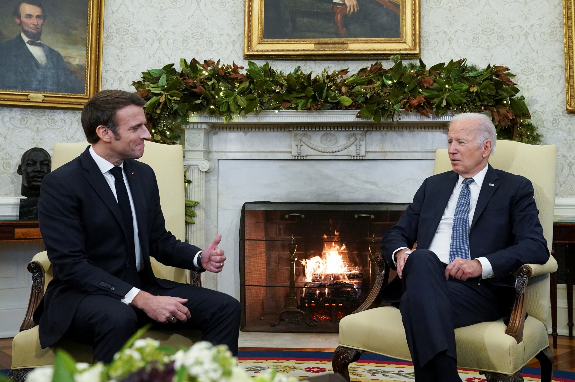 macron biden anh 12