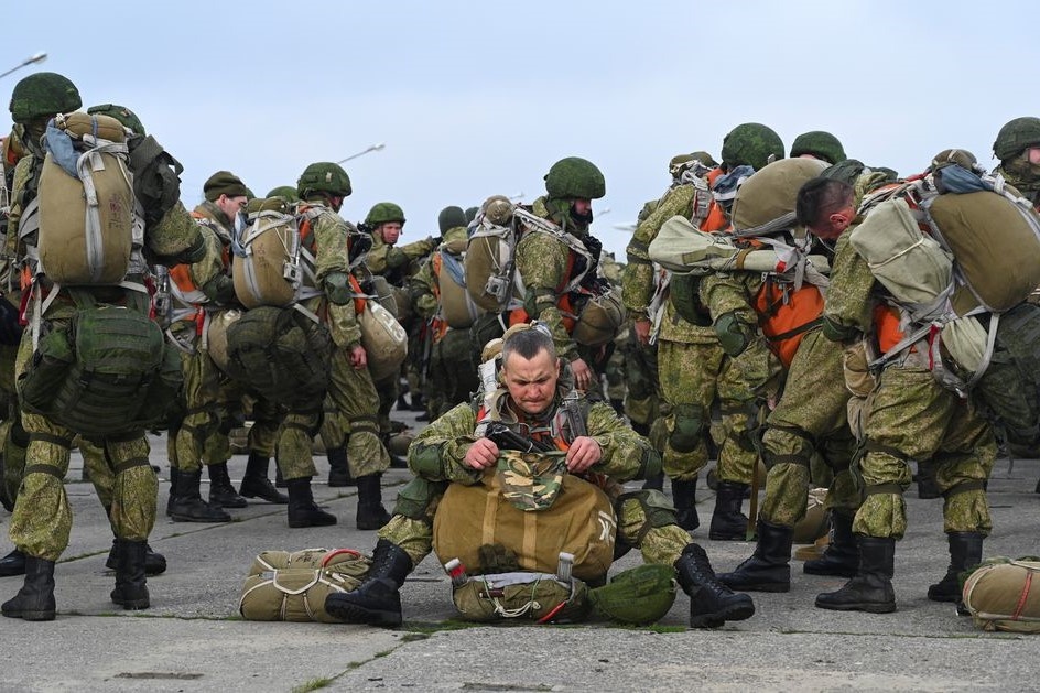 Nga bac kha nang rut quan khoi Ukraine vao cuoi nam hinh anh