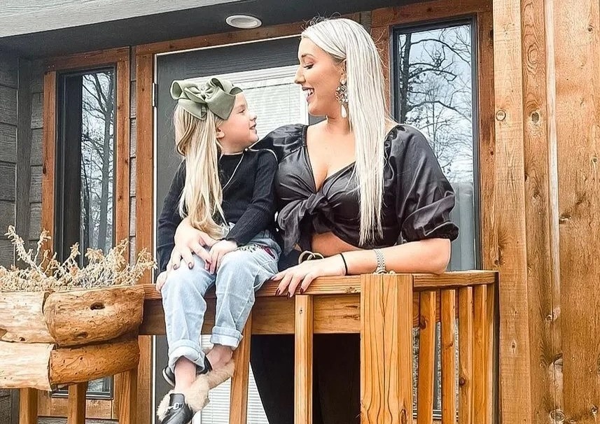 Vu nu kien con trai Tong thong Biden hinh anh