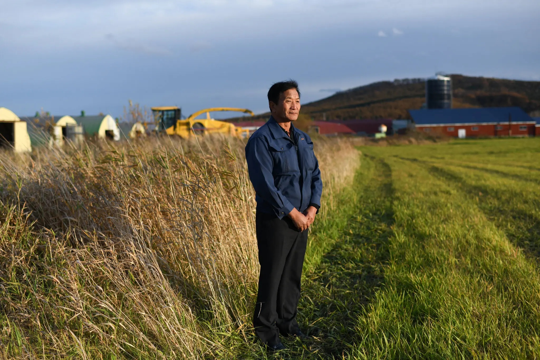 Khung hoang 'nguoi thua ke' o Nhat Ban hinh anh