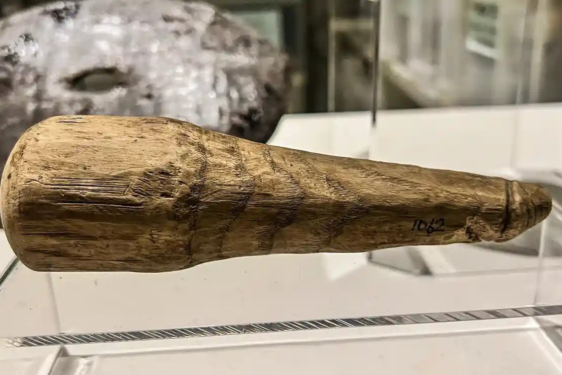 Tim thay co vat 2.000 tuoi nghi la do choi nguoi lon thoi La Ma hinh anh