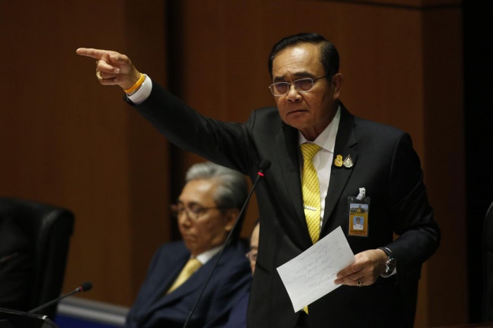 Cac dang lon o Thai Lan luc duc truoc them bau cu hinh anh