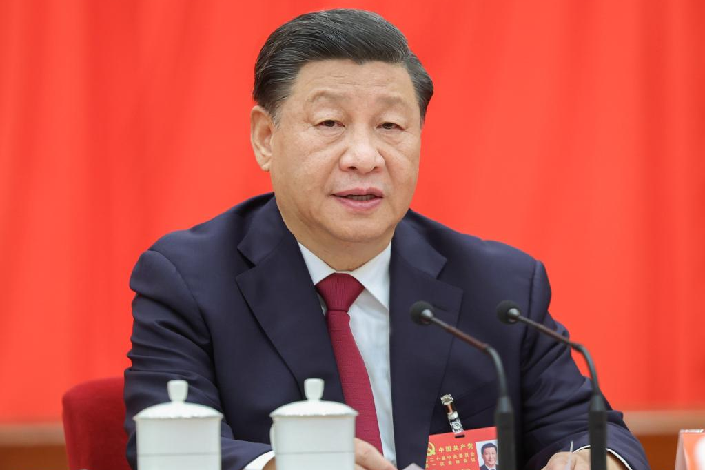 Ong Tap tuyen bo cai cach triet de nganh tai chinh va cong nghe hinh anh