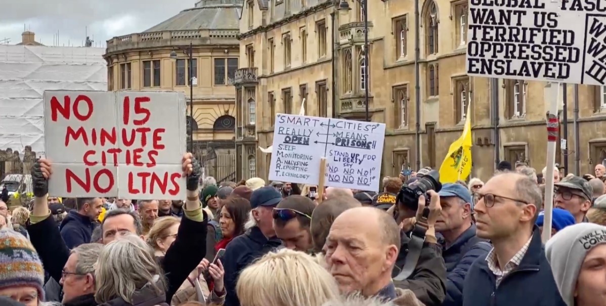 thanh pho 15 phut anh 3