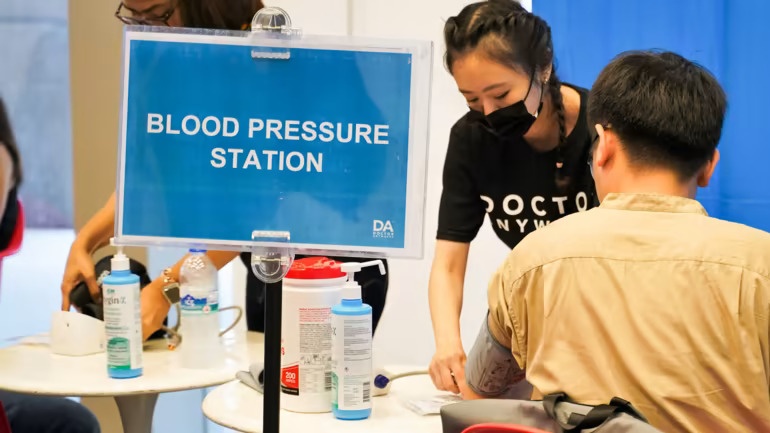 kham benh truc tuyen anh 2