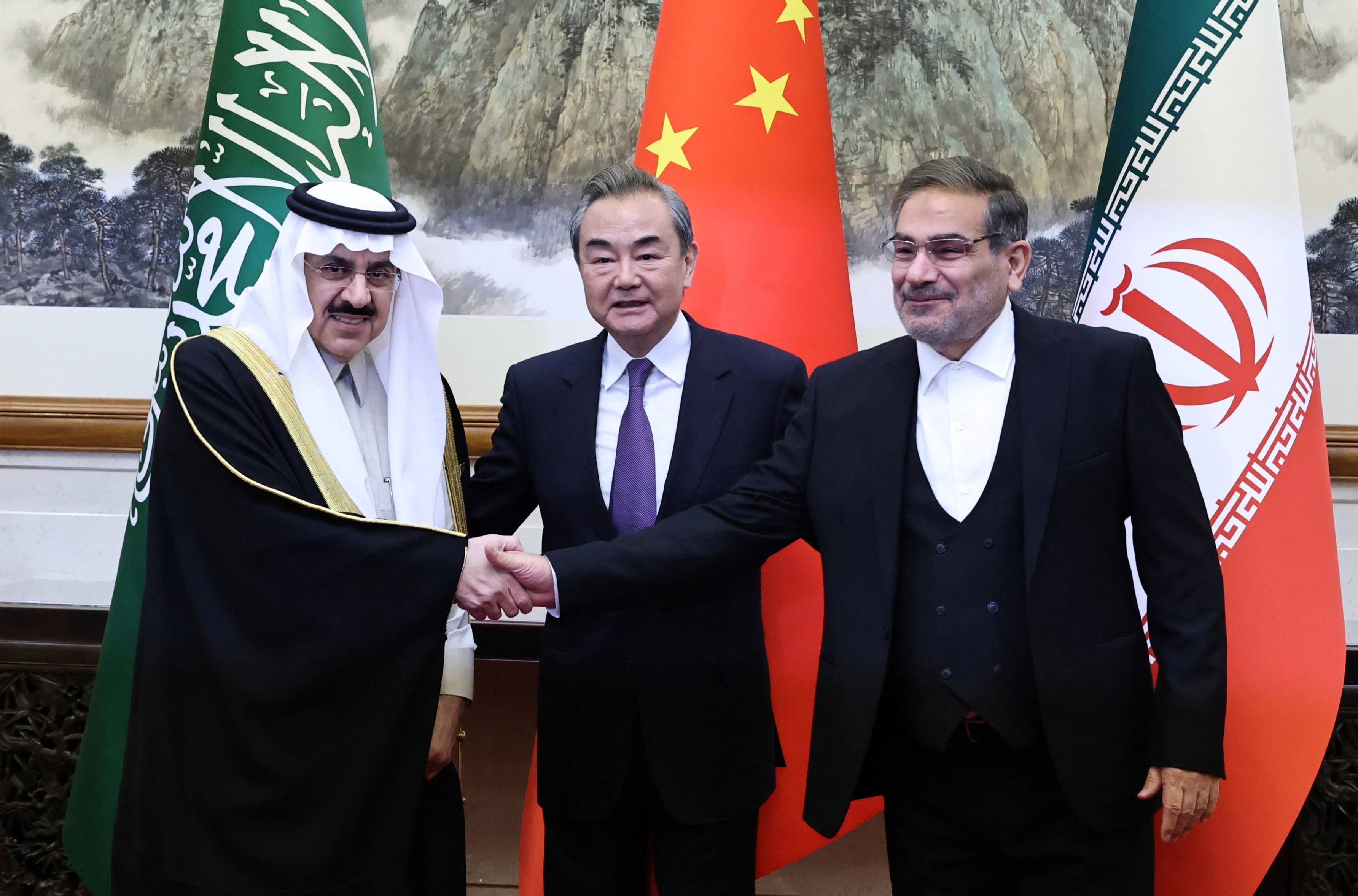 Voi thoa thuan Saudi - Iran, Trung Quoc de doa anh huong cua My? hinh anh