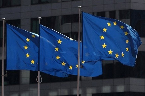 Duc dao nguoc quyet dinh veto, EU thong qua thoa thuan lich su hinh anh