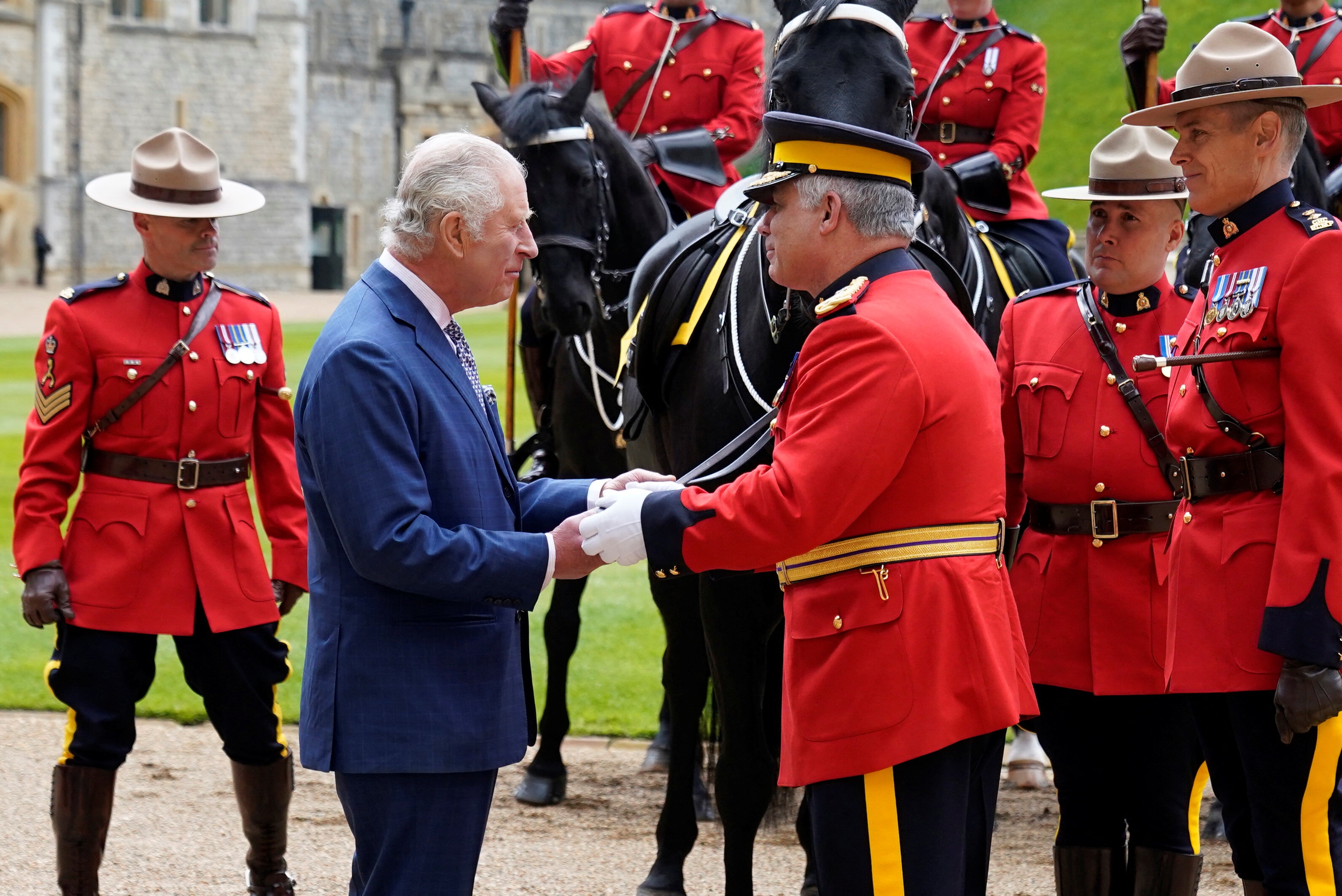 vua charles dang quang anh 9