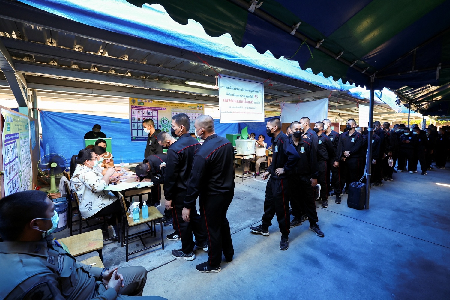 Thai Lan to chuc tong tuyen cu, nguoi di bau du kien cao ky luc hinh anh