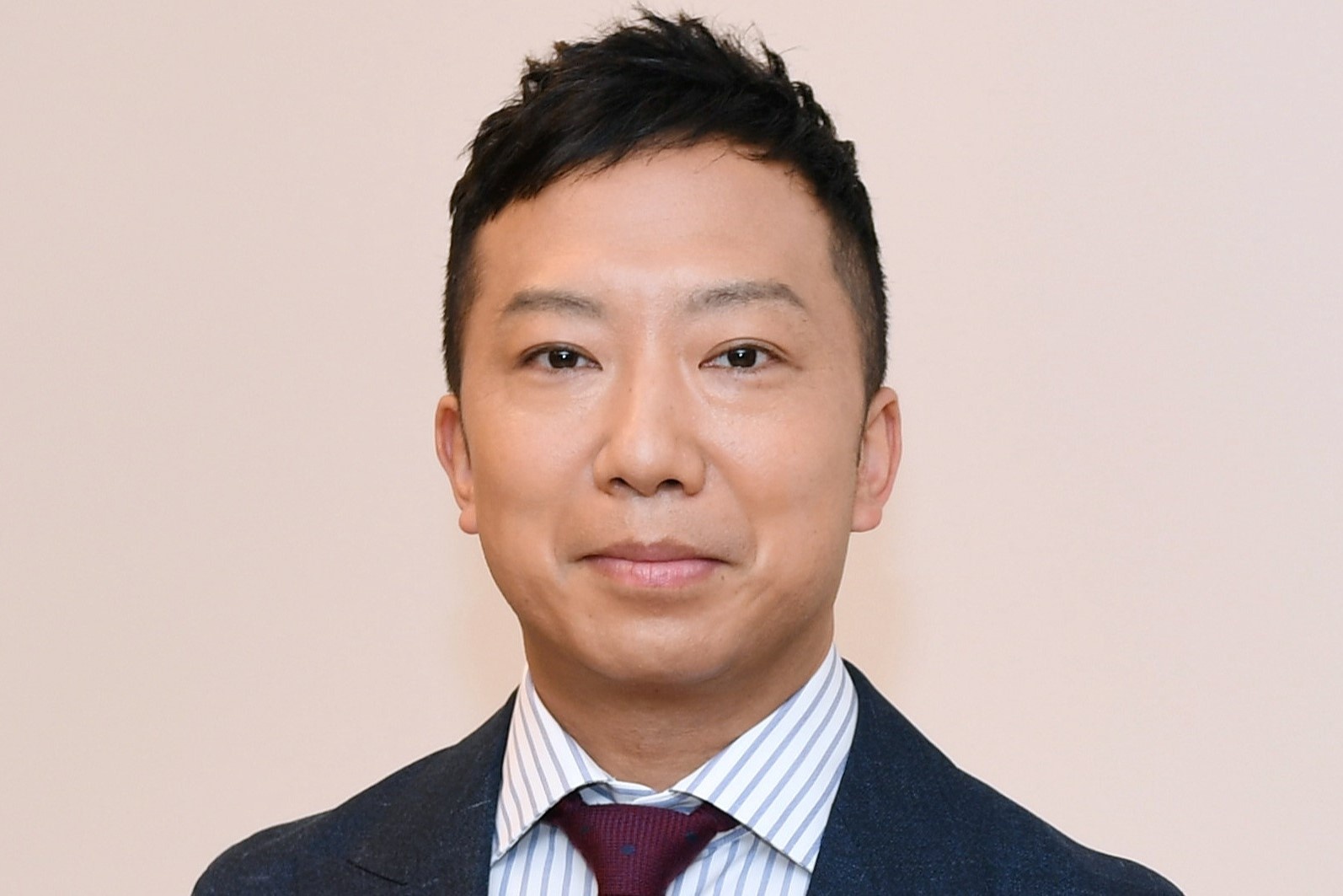 Ichikawa Ennosuke guc trong tu do, cha me tu vong tai nha hinh anh