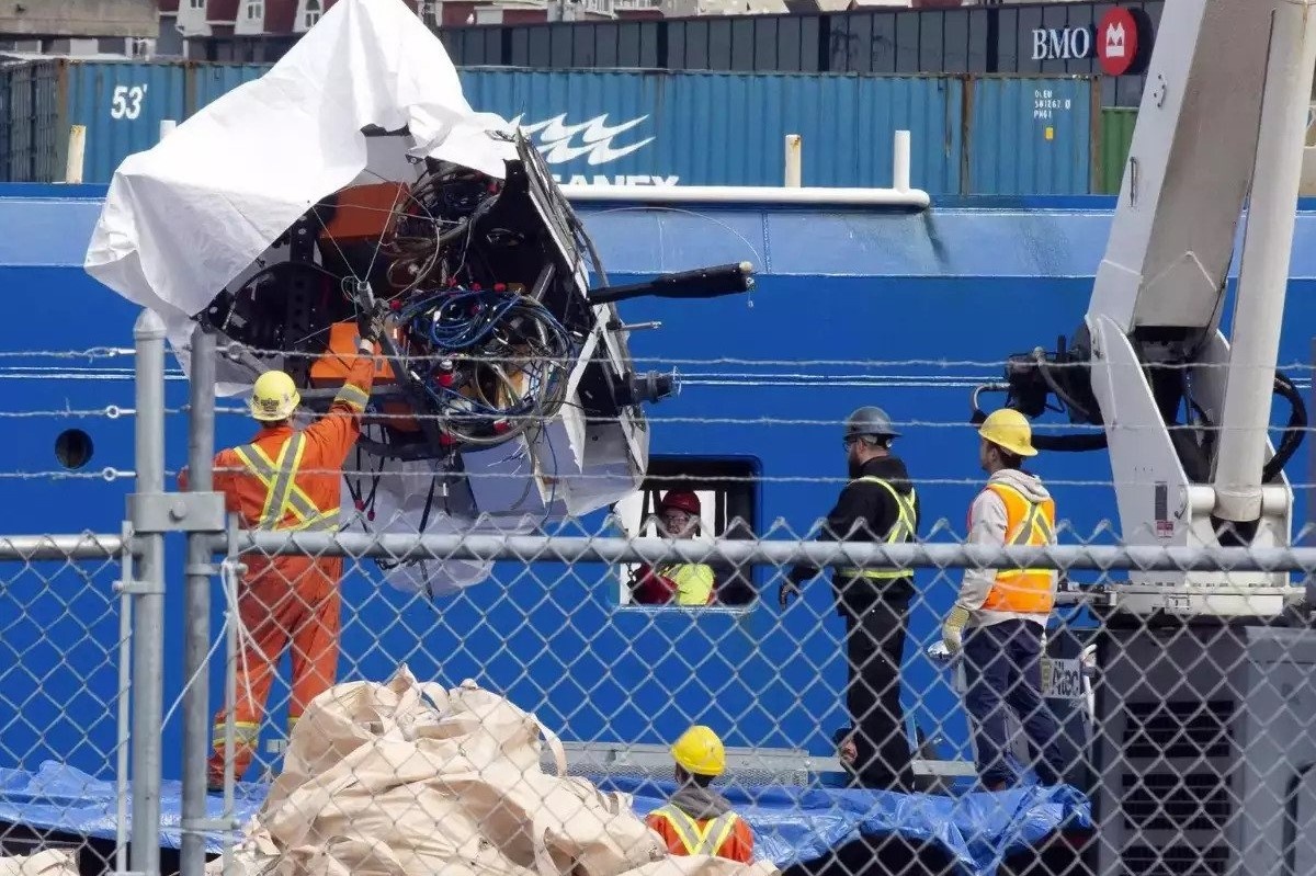 Khoanh khac phat hien xac tau Titan hinh anh