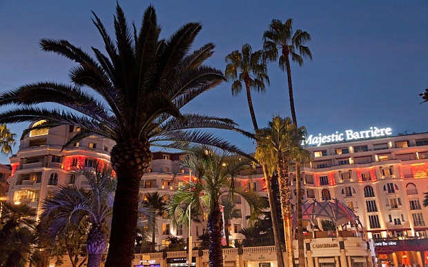 Khach san tinh tien wifi dat nhat the gioi hinh anh