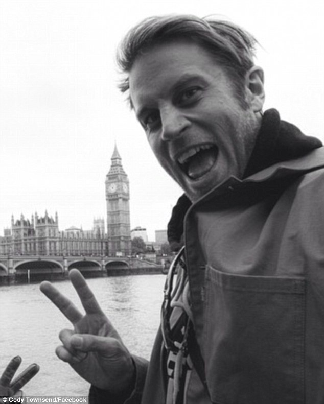 Tác giả cú trượt Cody Townsend.