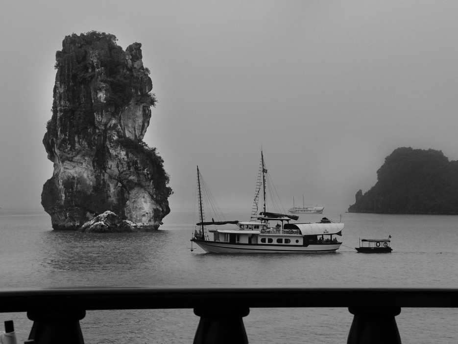 Bao Tay tu van ve mot chuyen tham Ha Long ly tuong hinh anh