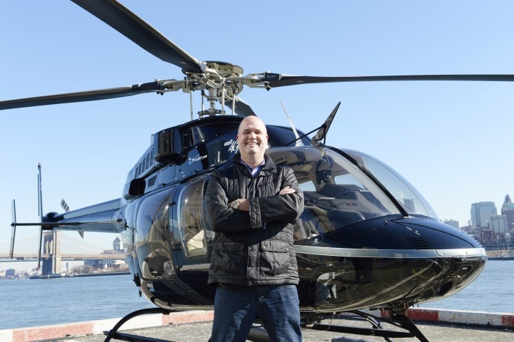 Dich vu dua don khach o san bay bang truc thang hinh anh