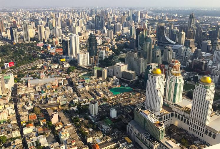 Baiyoke II Tower: Đây hiện là tòa nhà cao nhất Bangkok và là nơi tuyệt vời để ngắm toàn cảnh thành phố.