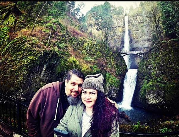 Thác Horsetail, Oregon: Thác có vẻ đẹp ngoạn mục và rất dễ đến. Đây là địa điểm lý tưởng để selfie.