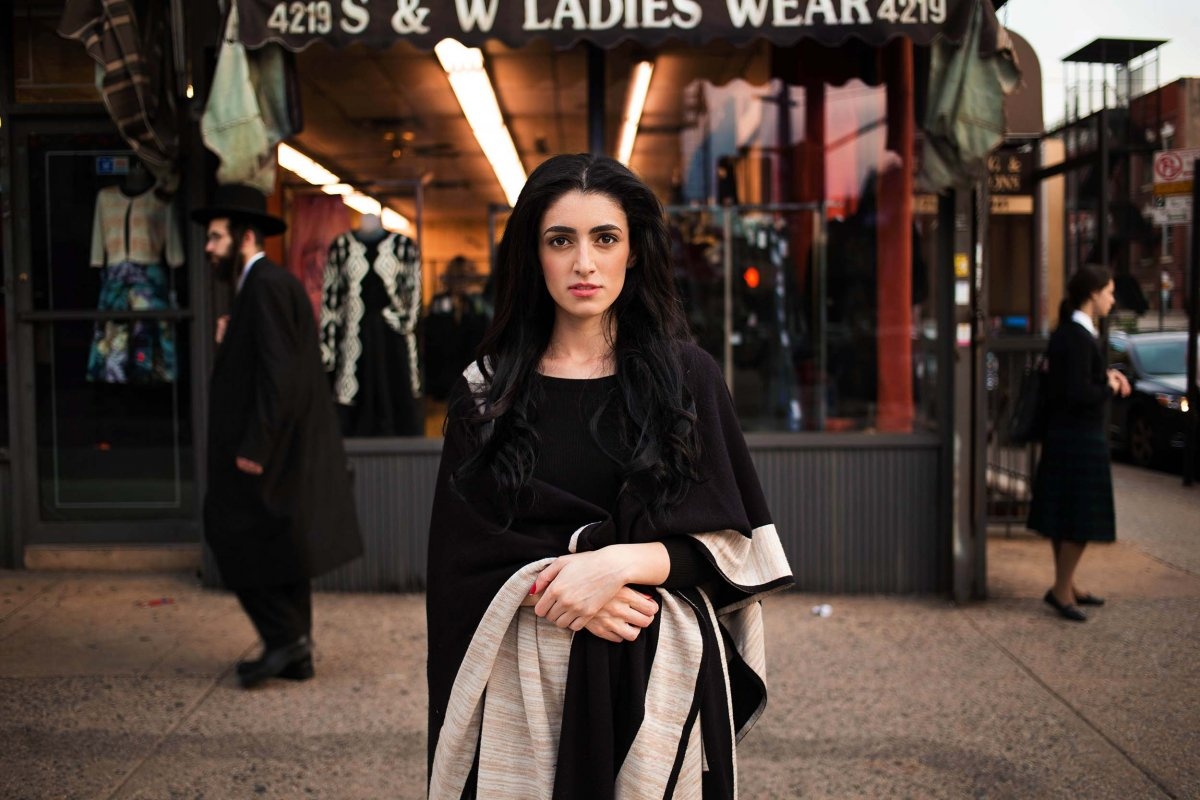 Vẻ đẹp của cô gái ở New York, Mỹ.