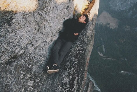 Di khap the gioi chup anh dung toc gay hinh anh