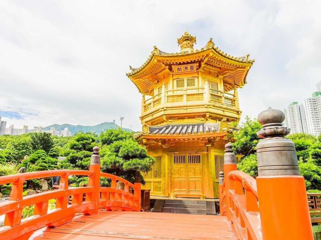 1. Kết quả do Euromonitor công bố, trong đó Hong Kong đứng đầu bảng với 25,5 triệu khách nước ngoài tính riêng năm 2013.