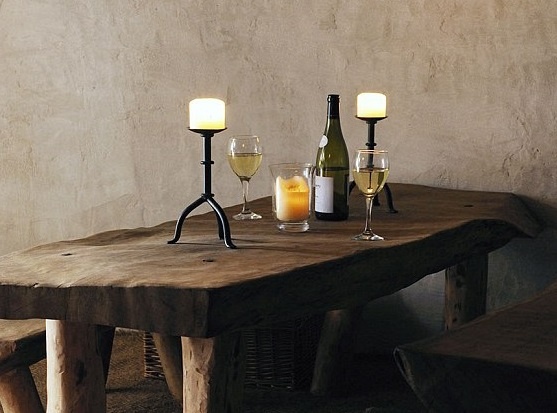 Thuong thuc ruou vang trong tup leu hinh anh