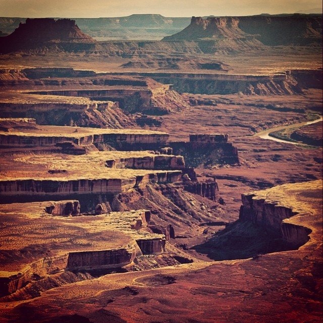 Cảnh hoang mạc ở Canyonlands, Utah.