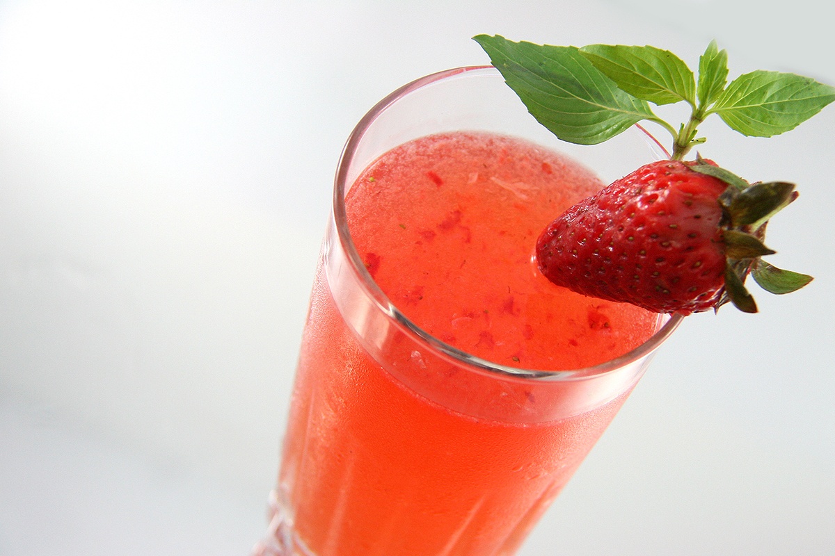 10 phut lam mojito dau, chanh va lassi xoai hinh anh