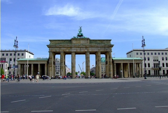 Cổng thành Brandenburg, Berlin, Đức.