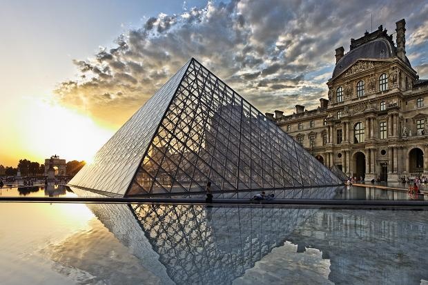 Bảo tàng Louvre đóng cửa vào thứ 3.