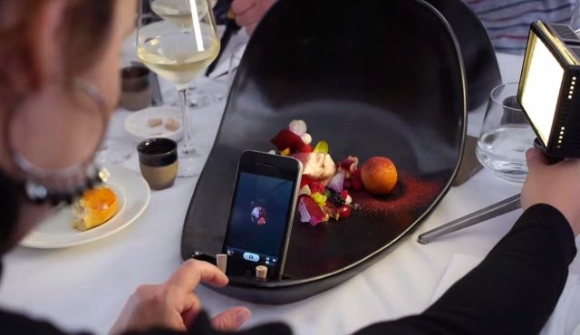 Dia dac biet cho nguoi me chup anh do an hinh anh