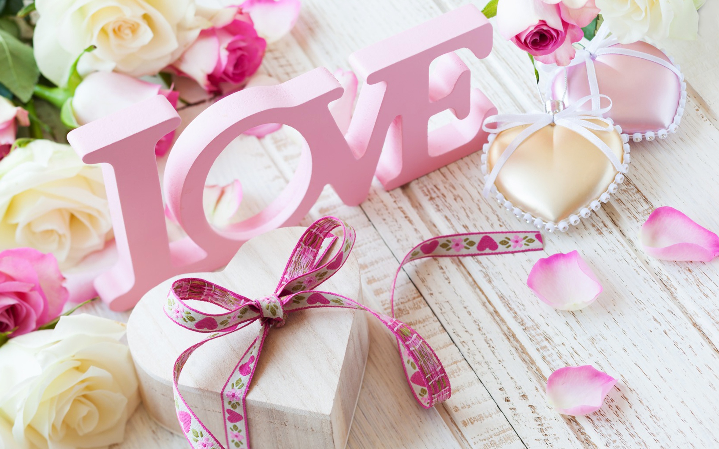 Chu nhat cua ban (17/5) hinh anh