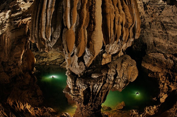 Thap sang toan bo hang Son Doong de chup anh 360 do hinh anh