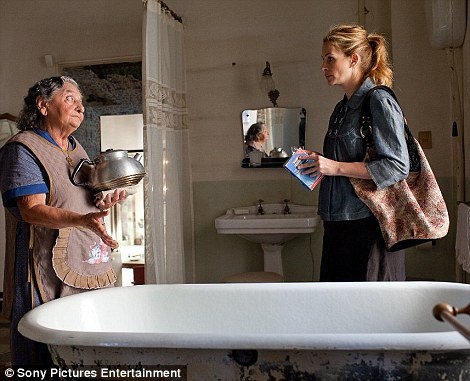 Mặc dù nhân vật của Julia Roberts trong phim Eat, Pray, Love thuê một căn hộ sập sệ không có nước nóng...