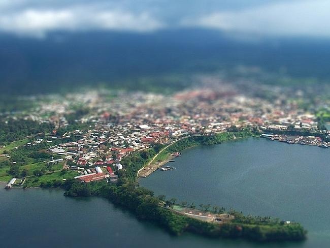 5. San Antonio De Ureca, Equatorial Guinea: Đây được coi là vùng đất ướt át nhất châu Phi, với lượng mưa 10.450 mm/năm. Những cơn mưa rào là hình ảnh thường xuyên ở vùng này tại bất kỳ thời điểm nào trong năm. Ảnh: Hellotravel.