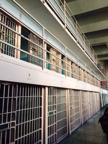 Nhà tù được chia làm 4 khu để giam giữ phân loại tù nhân.